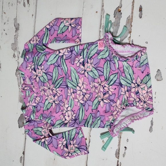 Ruffle butts 6-12m bundle bathing suit/sun suit - Picture 4 of 7